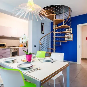 https://apt-10-min-dal-mare-parcheggio-privato-2bici-casa-dei-colori.it-tuscanyhotel.com