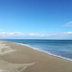 https://seaside-village-catania.catania-hotels.net